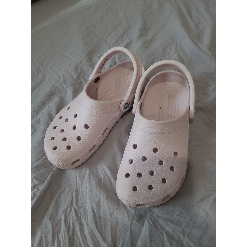 Crocs Classic pink Clog Unisex Men SZ 6 Women SZ 8 Slip-On Shoes casual comfort